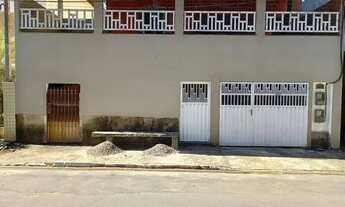 Imagem: Casa em Aperibé em frente ao campo de futebol