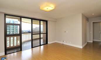 Imagem 3: Apartamento com 4 quartos, 143 m² - venda por R$ 2.000.000 ou aluguel por R$ 5.000/mês - B