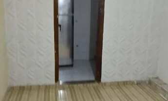 Imagem: Alugo Quarto com cozinha e banheiro na Penha