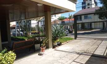 Imagem 7: Apartamento para aluguel tem 68 metros quadrados com 2 quartos em Petrópolis - Porto Alegr