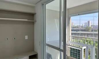 Imagem 6: Apartamento para aluguel tem 29 metros quadrados com 1 quarto, varanda com vidros , mobili