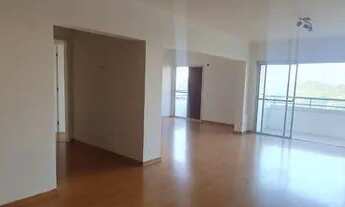 Imagem 6: Excelente apartamento com 157m², 3 dormitórios sendo 1 suíte, sacada e próximo ao metrô