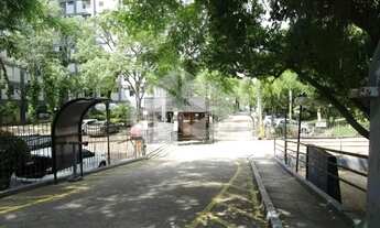 Imagem 2: PORTO ALEGRE - Apartamento Padrão - Mont Serrat