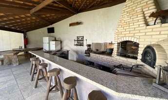 Imagem 5: Casa com quintal amplo e churrasqueira