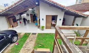 Imagem 2: Casa para venda tem 97 metros quadrados com 2 quartos em Caiçara - Praia Grande - SP