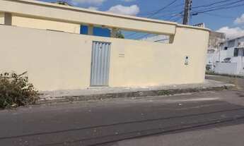 Imagem 2: Casa no Nova República, 3 Qts 2 Suítes, com um Ar Split / Reformada