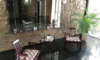 Imagem 2: Apartamento de 2 dormitórios, com pátio, no bairro Cidade Baixa