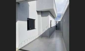 Imagem 2: Casa Nova e bem Projetada