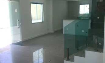 Imagem 2: Casa Triplex de condomínio em Vargem Grande, 4 quartos