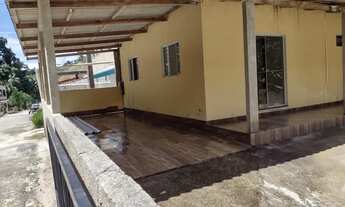 Imagem 2: Vendo ou troco casa no centro de paraju