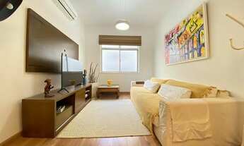 Imagem 2: Apartamento para venda possui 60 metros quadrados com 2 quartos em Ipanema - Rio de Janeir