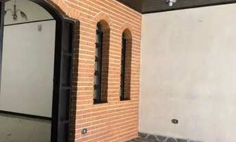 Imagem 2: Sobrado à venda em Cotia, Jardim Leonor, com 4 quartos, com 172 m²