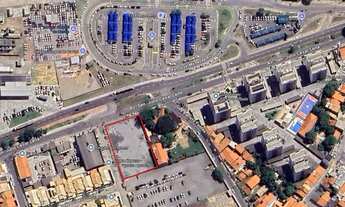 Imagem: Terreno de esquina para Venda em frente