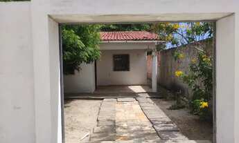 Imagem 2: Casa a venda em Aquiraz, bairro Divineia (Imóvel a 750m do centro de Aquiraz