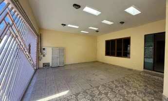 Imagem 3: Casa Comercial em Vila Flora Regina, Arujá 180m² à Venda e Locação