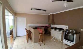 Imagem: Casa em Condomínio Fechado à Venda de