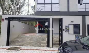 Imagem: Sobrado em Rua Silicio - Mariscal - Bombinhas/SC