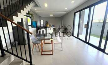 Imagem 3: CASA INDIVIDUAL COM 4 DORMITÓRIOS NO VILLA PAMPLONA, RIO TAVARES, FLORIPA