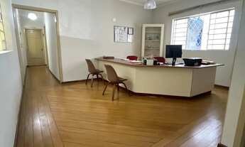 Imagem: Prédio Comercial de 700m² à Venda no