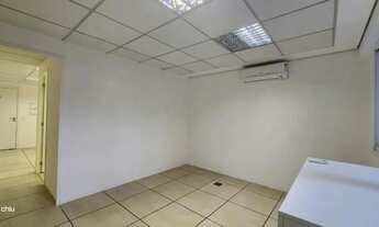 Imagem 2: Conjunto comercial à venda, 38 m² , subdividido em 03 salas mais banheiro e 01 vaga de est