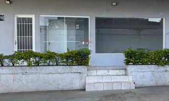 Imagem 4: Sala comercial com estacionamento