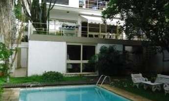 Imagem: CASA ASSOBRADADA - CIDADE JARDIM - SP