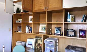 Imagem 5: Apartamento para aluguel e venda possui 228 com 4 quartos