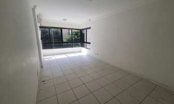 Imagem 2: Porto Alegre - Apartamento Padrão - Mont Serrat