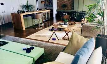 Imagem 4: Cobertura triplex com projeto do arquiteto Felippe Crescenti, em cobiçado condomínio no Ja