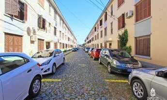 Imagem 2: Porto Alegre - Apartamento Padrão - Partenon