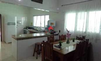 Imagem 4: Casa térrea com 3 dormitórios, 4 vagas de garagem, em Vila Jacuí