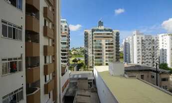 Imagem 4: Apartamento semimobiliado com 3 dormitórios (1 suíte), sacada e 1 vaga no Centro, Florianó