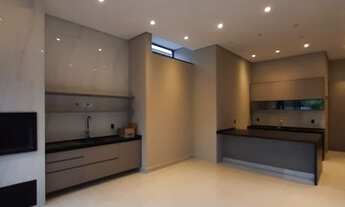 Imagem 6: Casa de condomínio para venda tem 277 metros quadrados com 3 quartos