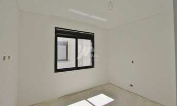 Imagem 4: CURITIBA - Casa Padrão - Portão