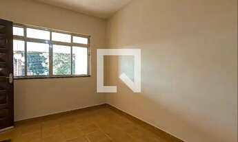 Imagem 2: Casa para Aluguel - Picanço, 2 Quartos, 250 m2