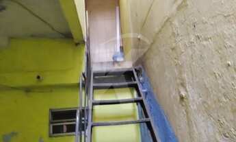 Imagem 2: Casa com 1 dormitório. sala