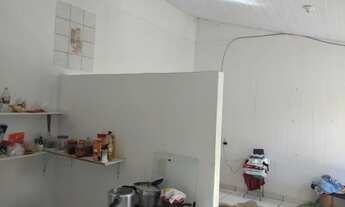 Imagem: Alugo uma casa de 5 peças no bairro copamil