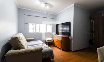 Imagem 2: Apartamento para Aluguel - Água Verde, 2 Quartos, 55 m2