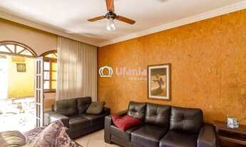 Imagem 4: Casa para aluguel, 8 quartos, 8 suítes, 4 vagas, Sagrada Família - Belo Horizonte/MG