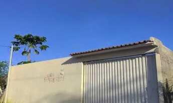 Imagem: Casa recém construída em Arcoverde