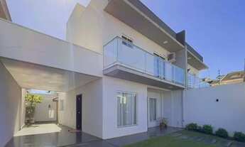 Imagem 2: Sobrado com 2 dormitórios à venda, 137 m² por R$ 710.000,00 - Pioneiros Catarinenses - Cas