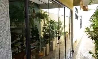 Imagem 2: Casa recém reformada em Serra sede