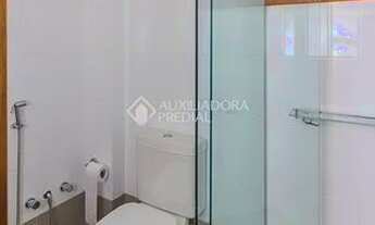 Imagem 7: Apartamento para venda possui 120 metros quadrados com 3 quartos em Menino Deus - Porto Al