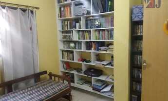 Imagem 4: Casa para venda possui 230 metros quadrados com 5 quartos em Jardim Maria Augusta - Taubat