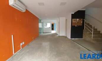 Imagem: CASA ASSOBRADADA - CAMPO BELO - SP