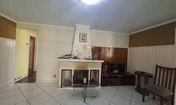 Imagem 7: Casa para Venda em Teresópolis, Três Córregos, 4 dormitórios, 1 suíte, 4 banheiros, 2 vaga