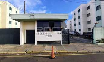 Imagem 2: Apartamento padrão com 2 dormitórios na Vila Jacobucci em São Carlos