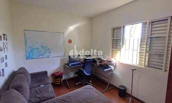 Imagem 6: Casa residencial e comercial disponível para venda no bairro Tabajaras em Uberlândia-MG