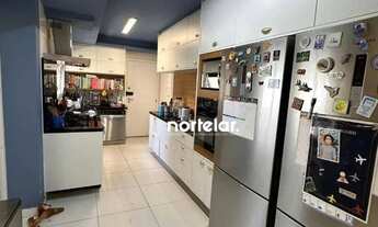 Imagem 6: Apartamento com 4 dormitórios para alugar, 241 m² por R$ 29.900,00/mês - Jardim das Perdiz