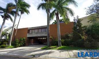 Imagem 2: CASA EM CONDOMÍNIO - ALPHAVILLE - SP